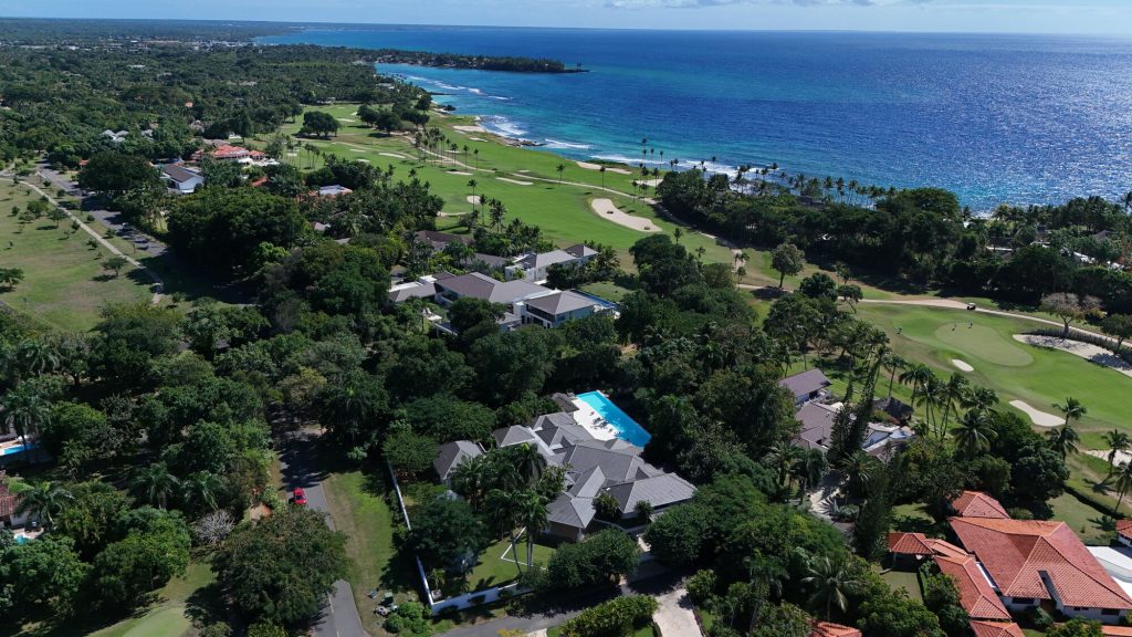 Charming Italian Villa — Casa de Campo photo 21