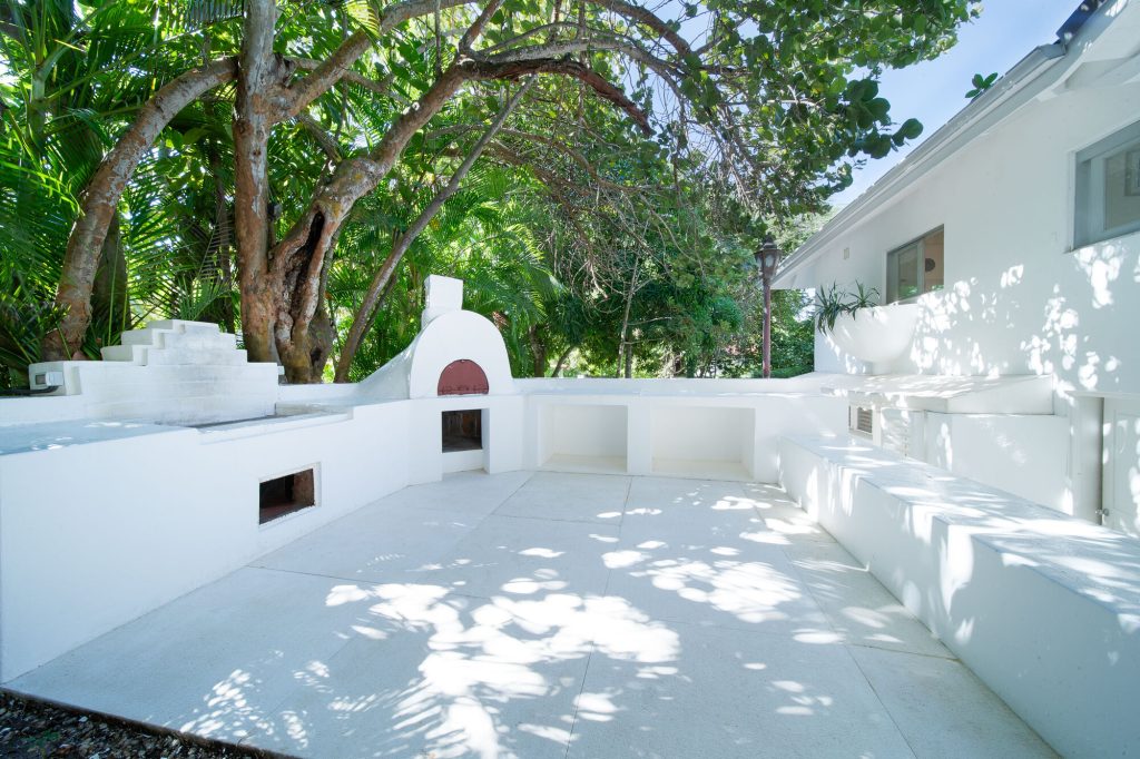 Charming Italian Villa — Casa de Campo photo 27